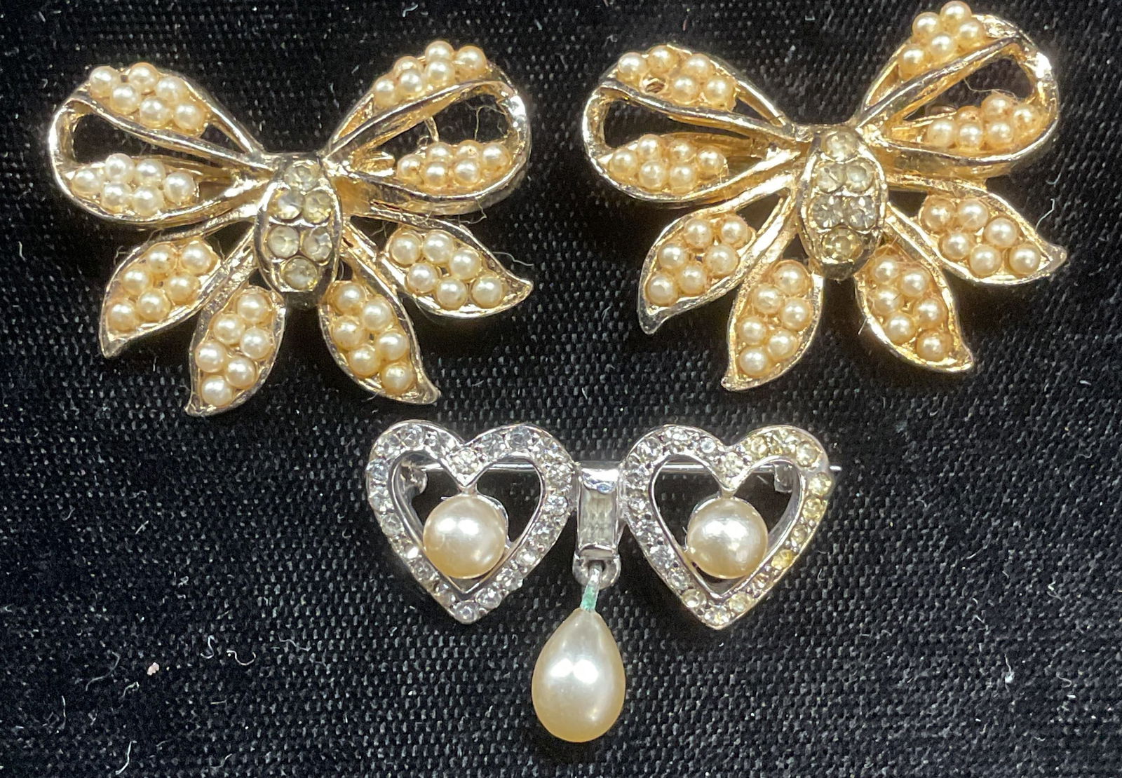 Lot 3 Vintage Silver & Gold Tn Faux Pearl Brooches (1 of 7)