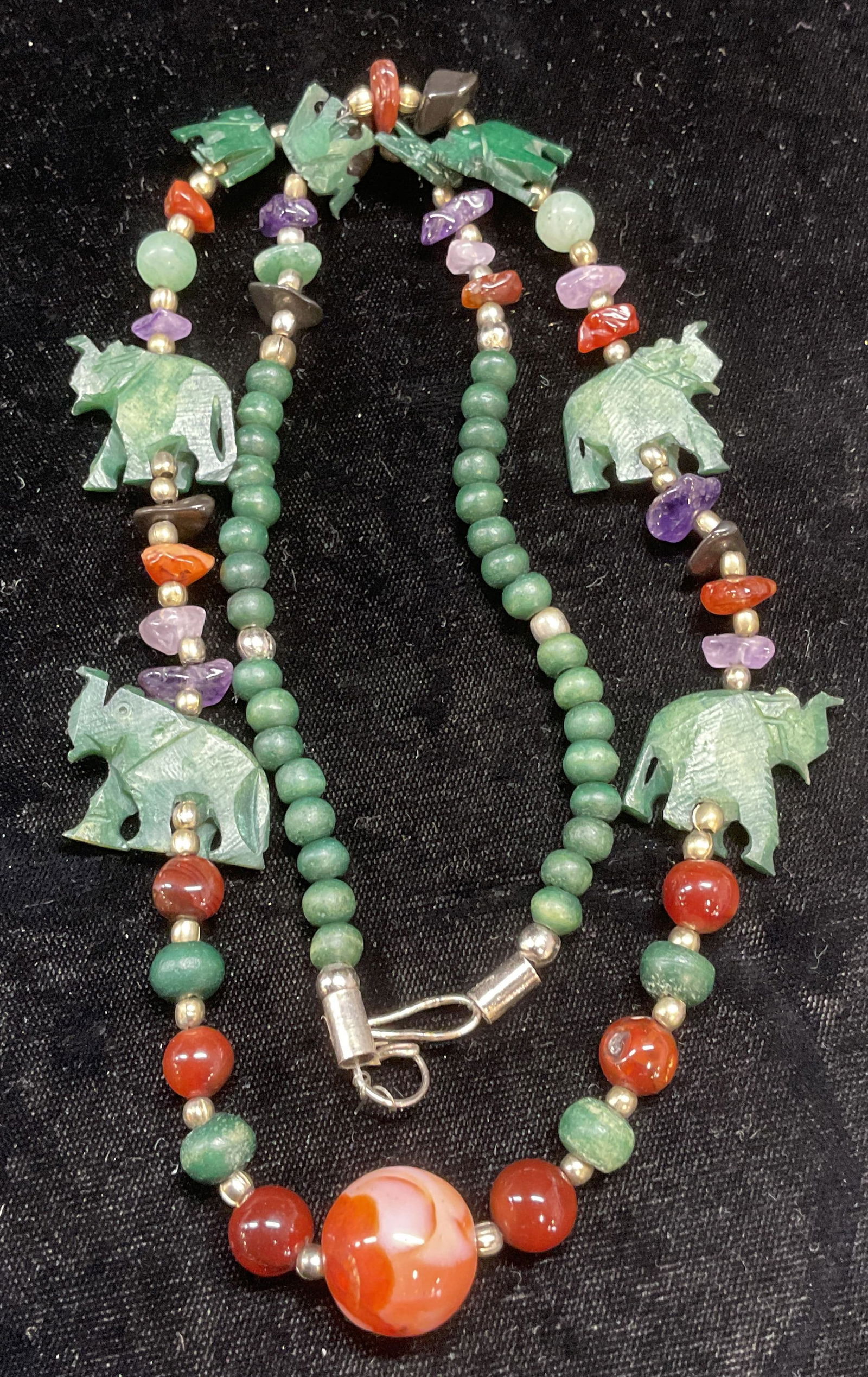 Vtg  Semiprecious Elephant Beaded Necklace (1 of 6)
