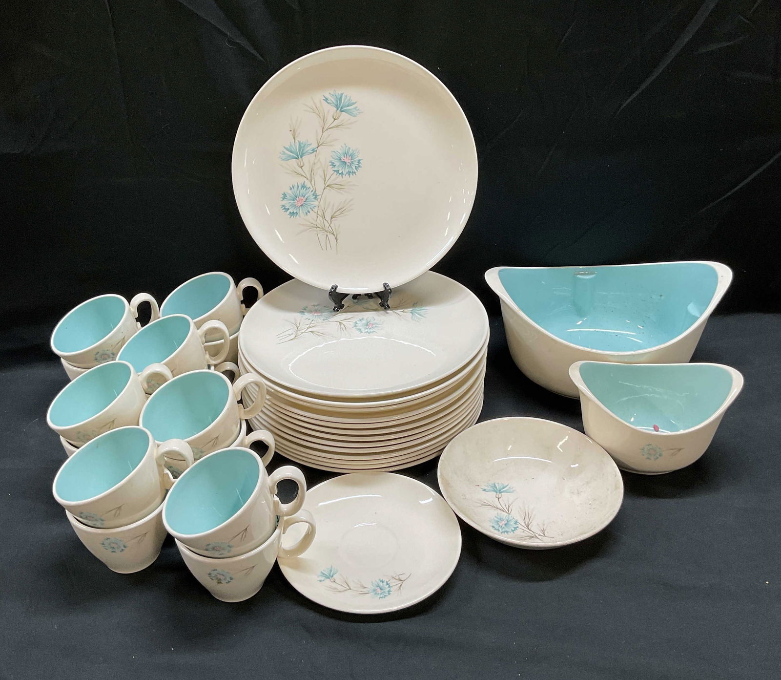 Taylor Smith & Taylor Ever Yours Tableware Set 32 (1 of 10)