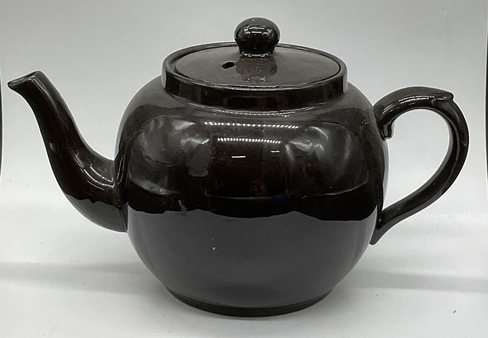 Vintage Signed Glazed Black Pottery Teapot, Lidded (1 of 8)