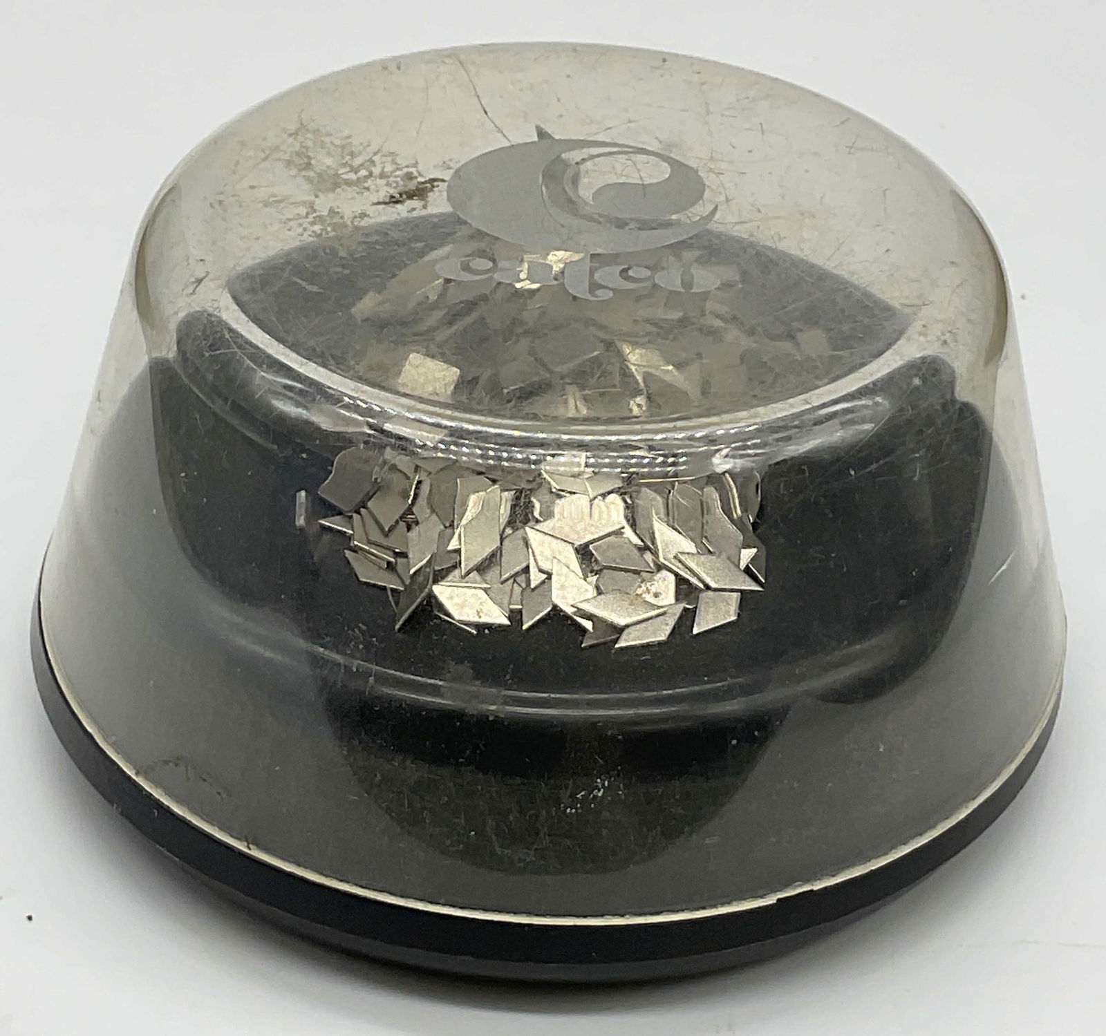 CATCO Vintage Magnetic Sculpture Desktop Accessory (1 of 9)