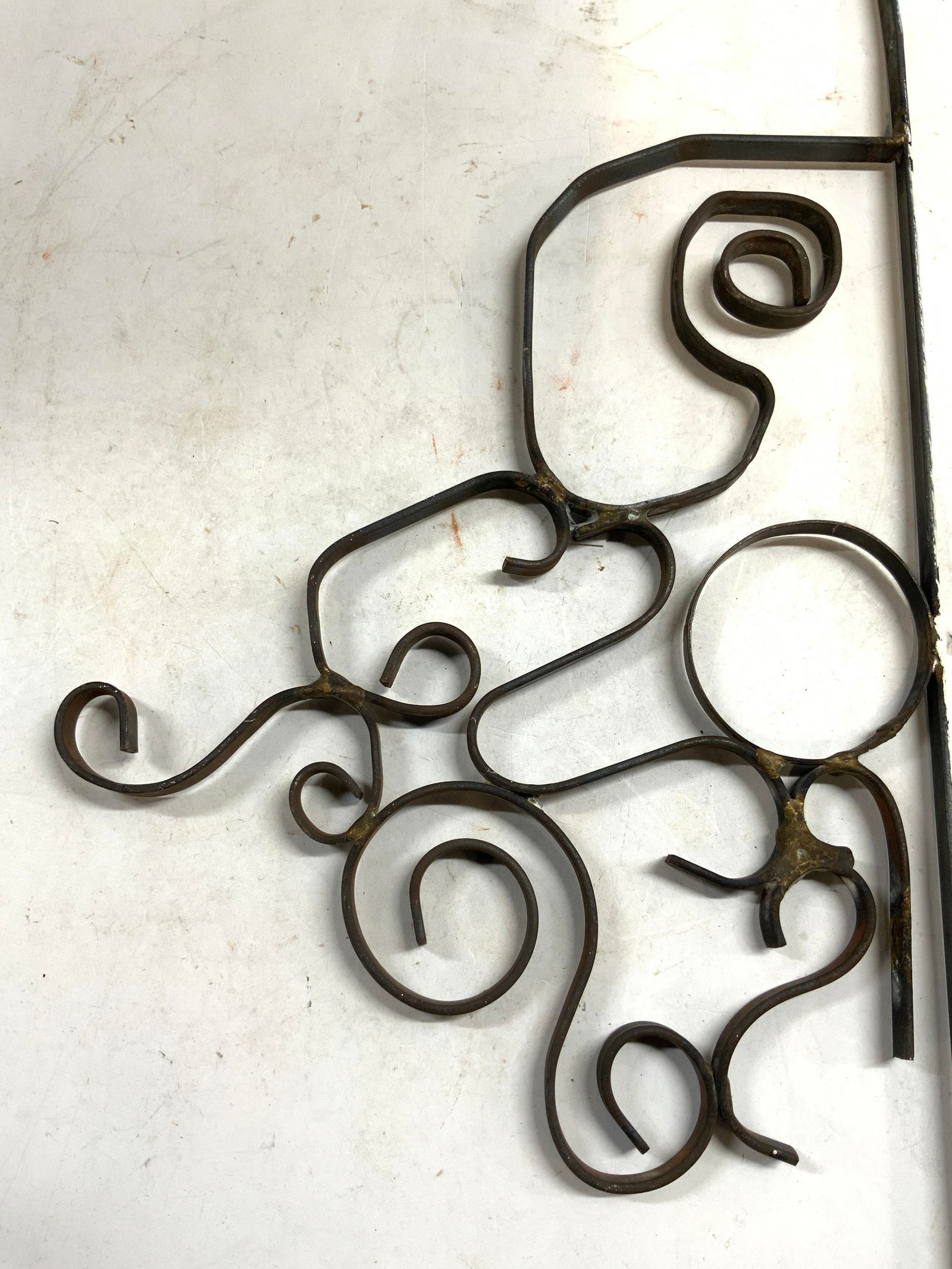 Vintage Iron Wall Mount Planter Hook 28in (1 of 7)