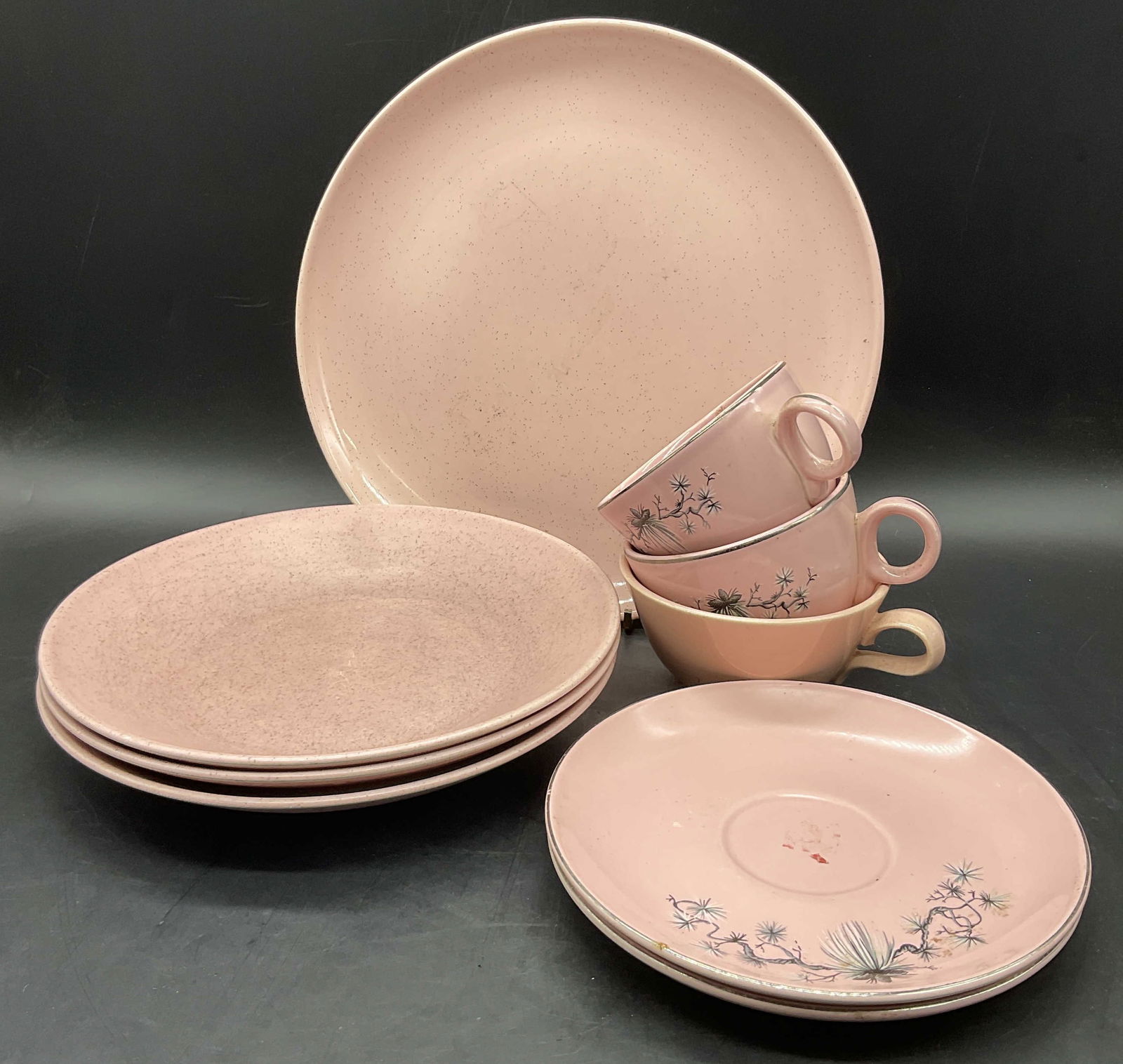 Lot 9 Vintage Pink Ceramic Tableware (1 of 7)