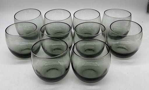 Set 10 Smoke Gray Roly Poly Cocktail Glasses: Set of 10 smoky gray roly poly glasses, cocktail glasses. Measure approx 3 x 3.25 inches. All pieces have some wear including scratching observed. Roly poly glasses, cocktail glasses, smoky glasses, g
