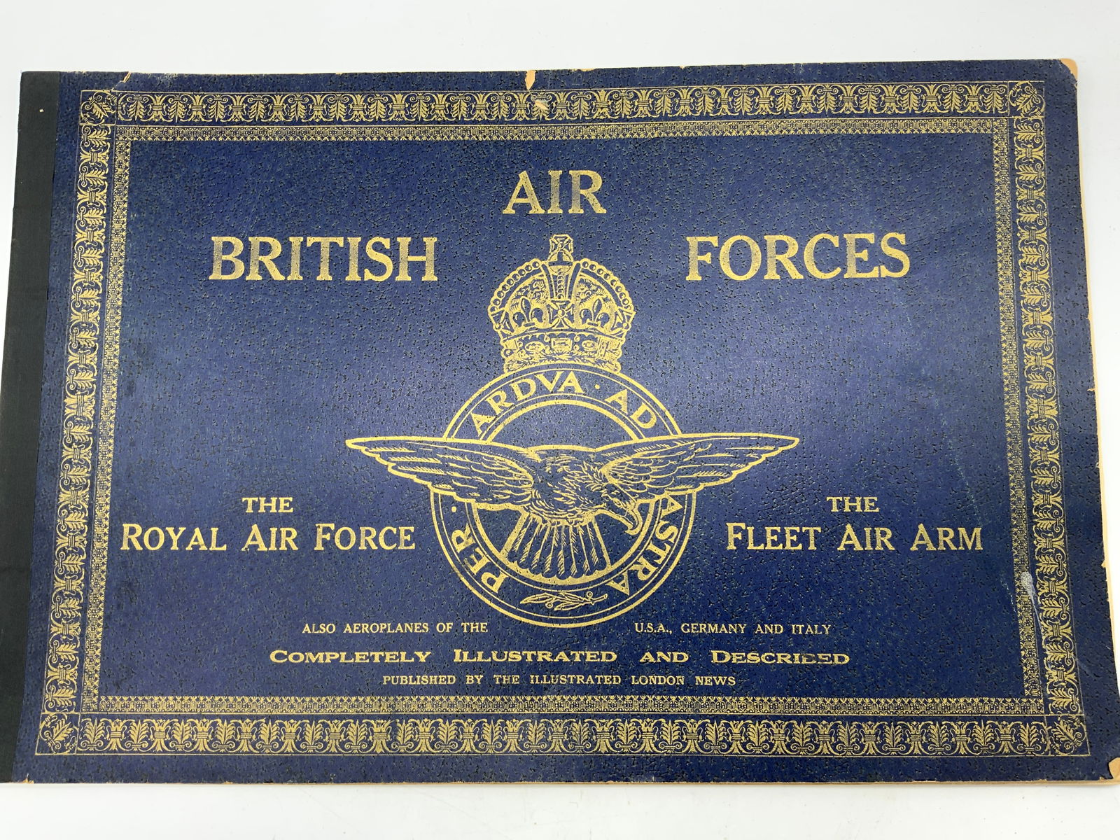 WW2 British Air Forces Royal Air Pict Bk 1941 XL (1 of 20)