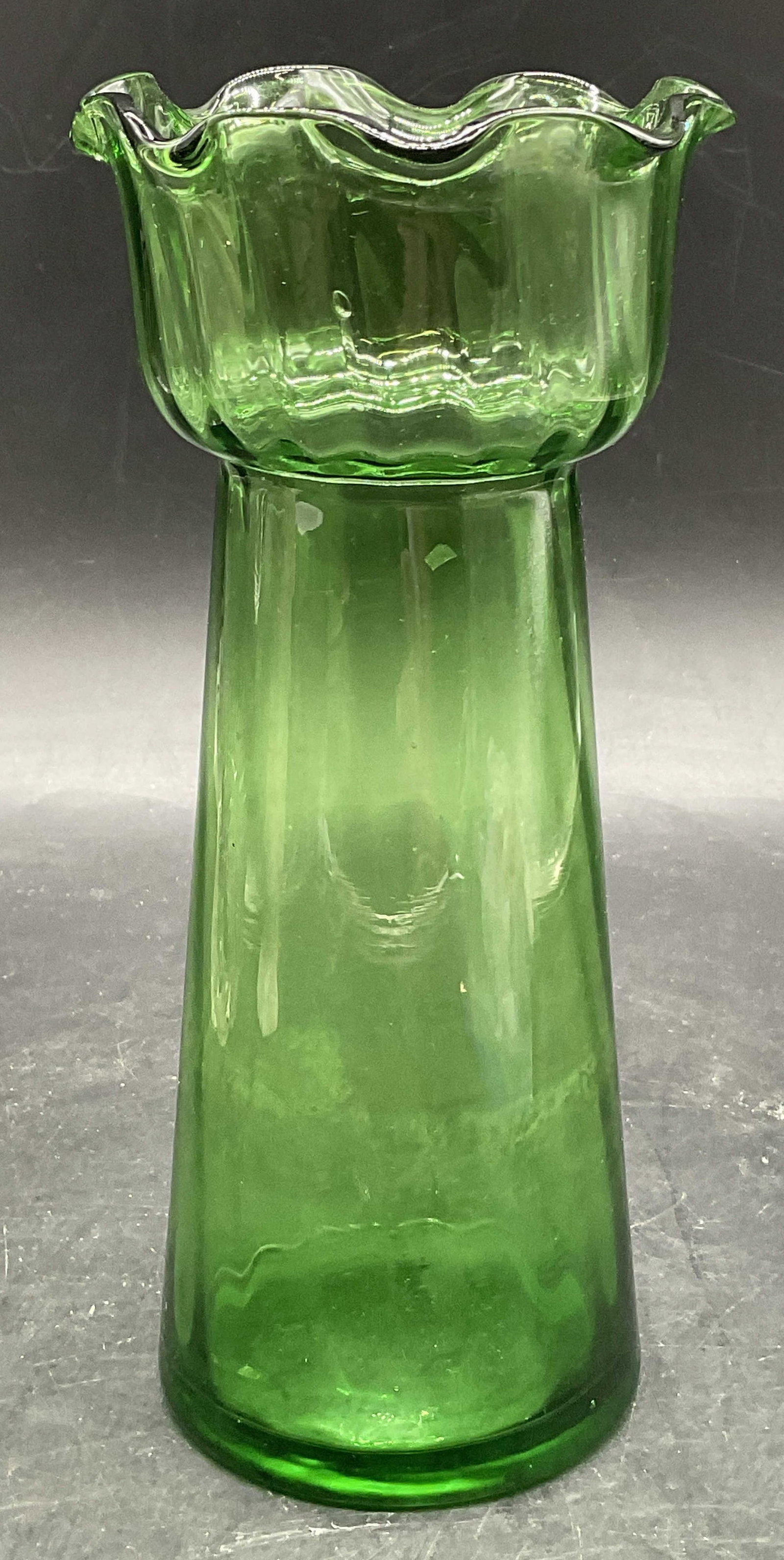 Vintage Green Art Glass Ruffled Rim Vase: Vintage Green Art Glass Ruffled Rim Vase. Measures approx. 7.5H x 3.25W in. Surface wear consistent with age, use, and exposure. Bubbles to glass. home decor, home accents, homewares, housewares, home