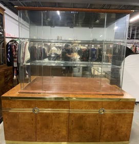 PIERRE CARDIN Vtg Burlwood & Gls China Cabinet
