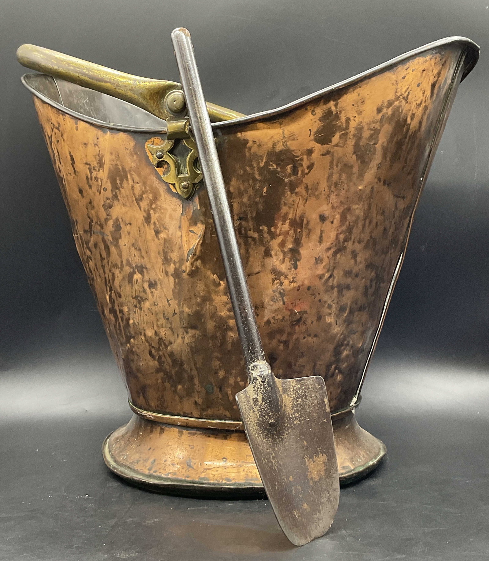 Vintage Copper & Brass Coal Bucket W/ Shovel (1 of 8)