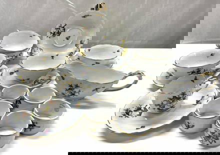 HEREND Rothschild Bird Porcelain Tea Set HUNGARY: HEREND Rothschild Bird Porcelain Tea Set HUNGARY 5 saucer plates, 1 saucer, 6 teacups & 5 napkin rings. Pieces have a basketweave pattern on the edges & a scalloped gold rim. Pieces have images of bir
