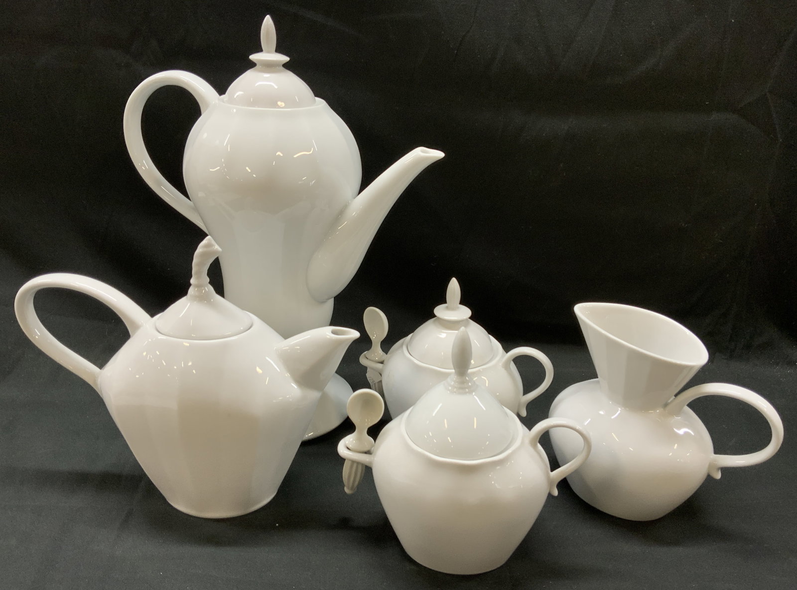 5 LINDT-STYMEIST White Fine China Tea Set JAPAN (1 of 11)