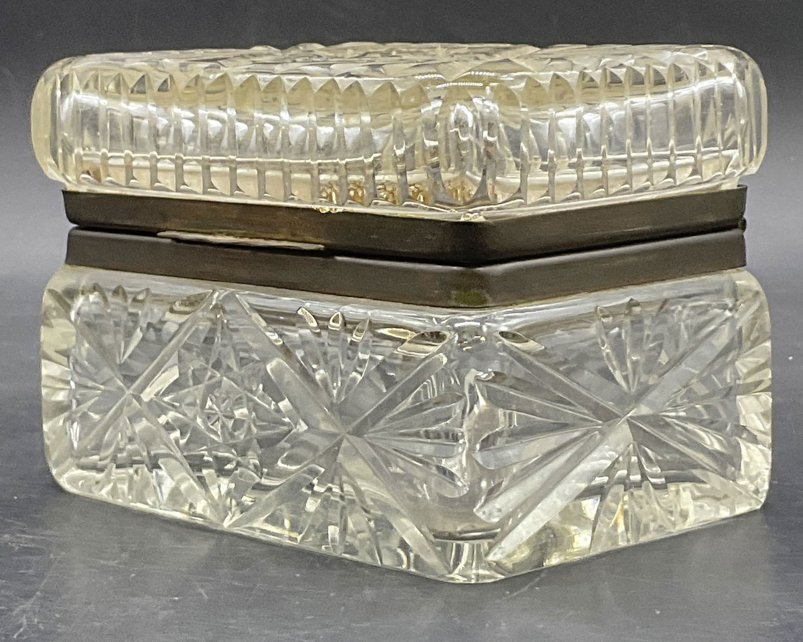 Vintage Cut Glass Hinged Trinket Box (1 of 10)