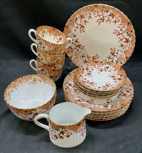 Set 23 Vtg Royal Albion Fine China Red Floral: Set 23 vintage Royal Albion fine China red floral dishware. Set includes 6 saucers, 8 salad plates, 1 dinner plate, 1 cereal bowls, 6 cups, 1 pitcher. Red orange floral patterns along rim. Gold rim de