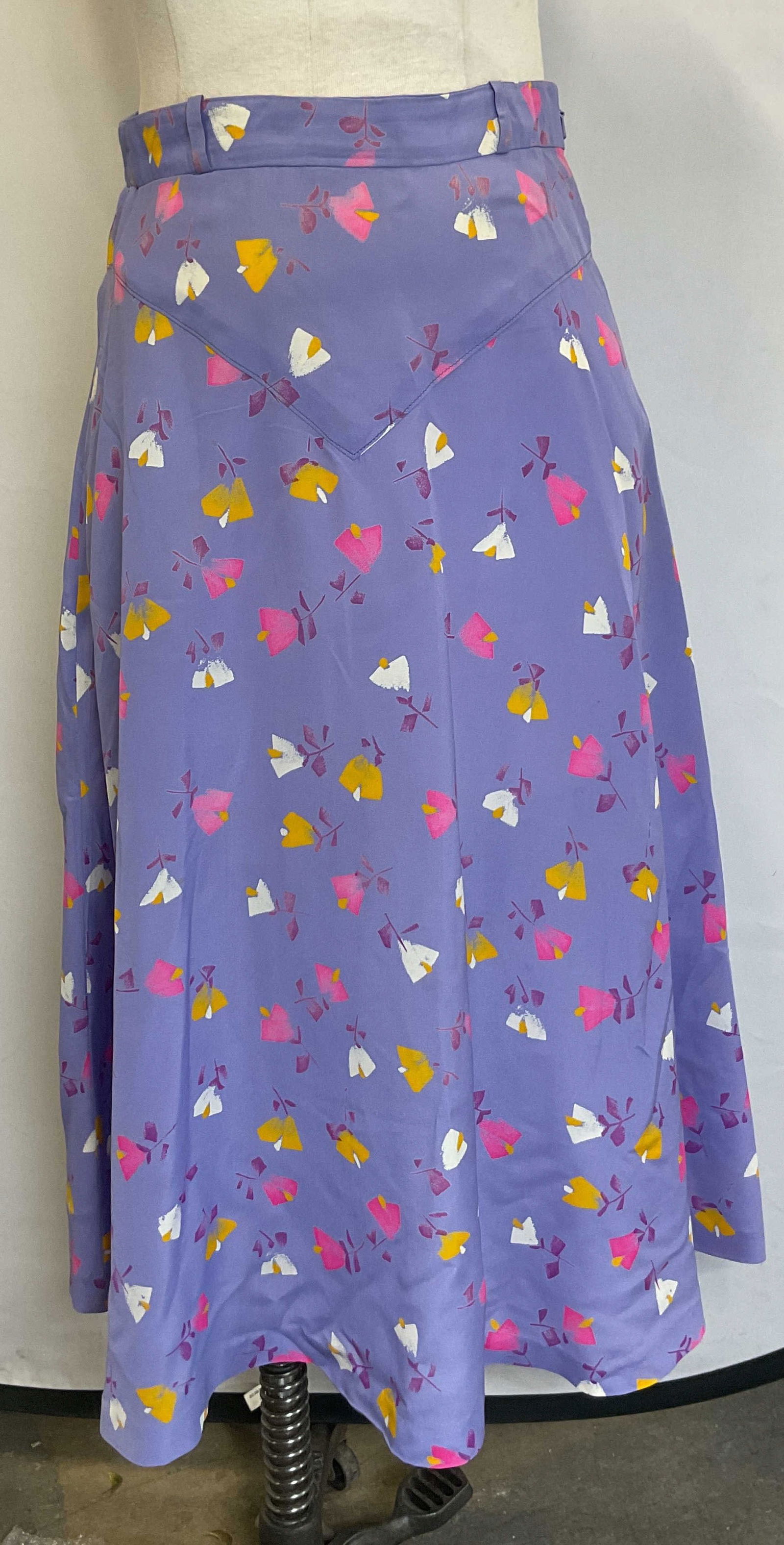 Veronese Purple Floral Patterned Midi Skirt Italy (1 of 7)