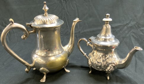 Lot 2 Vtg Silver Plated Coffee & Teapots W Lids