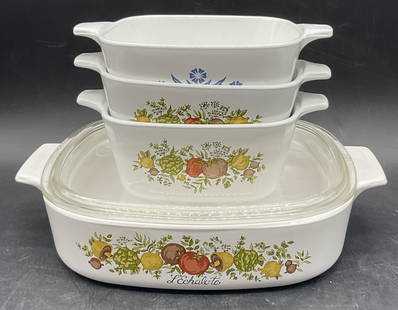 Lot 4 CORNING WARE & PYREX USA Cookware: Lot of Four CORNING WARE & PYREX USA Cookware Pieces. Largest piece is lidded and measures approx. 2H x 10.25W in. The lid to the largest piece is marked PYREX. Smaller pieces are marked CORNING WARE