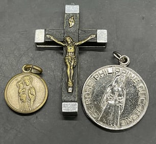 Lot 3 Vintage Religious Jewelry Pendants, Jesus +