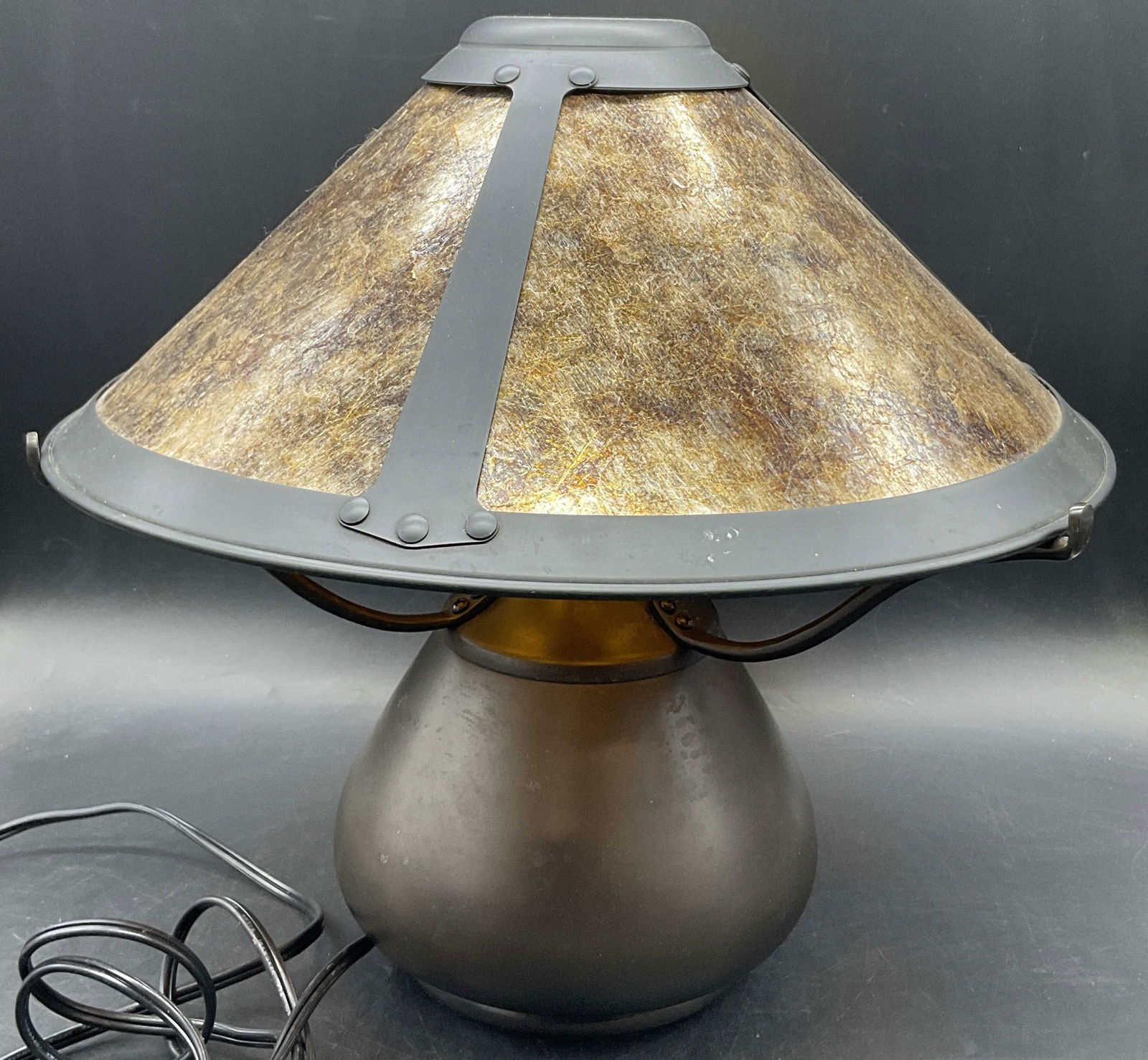 Beanpot Style Metal Table Lamp W/ Lampshade Mexico (1 of 10)