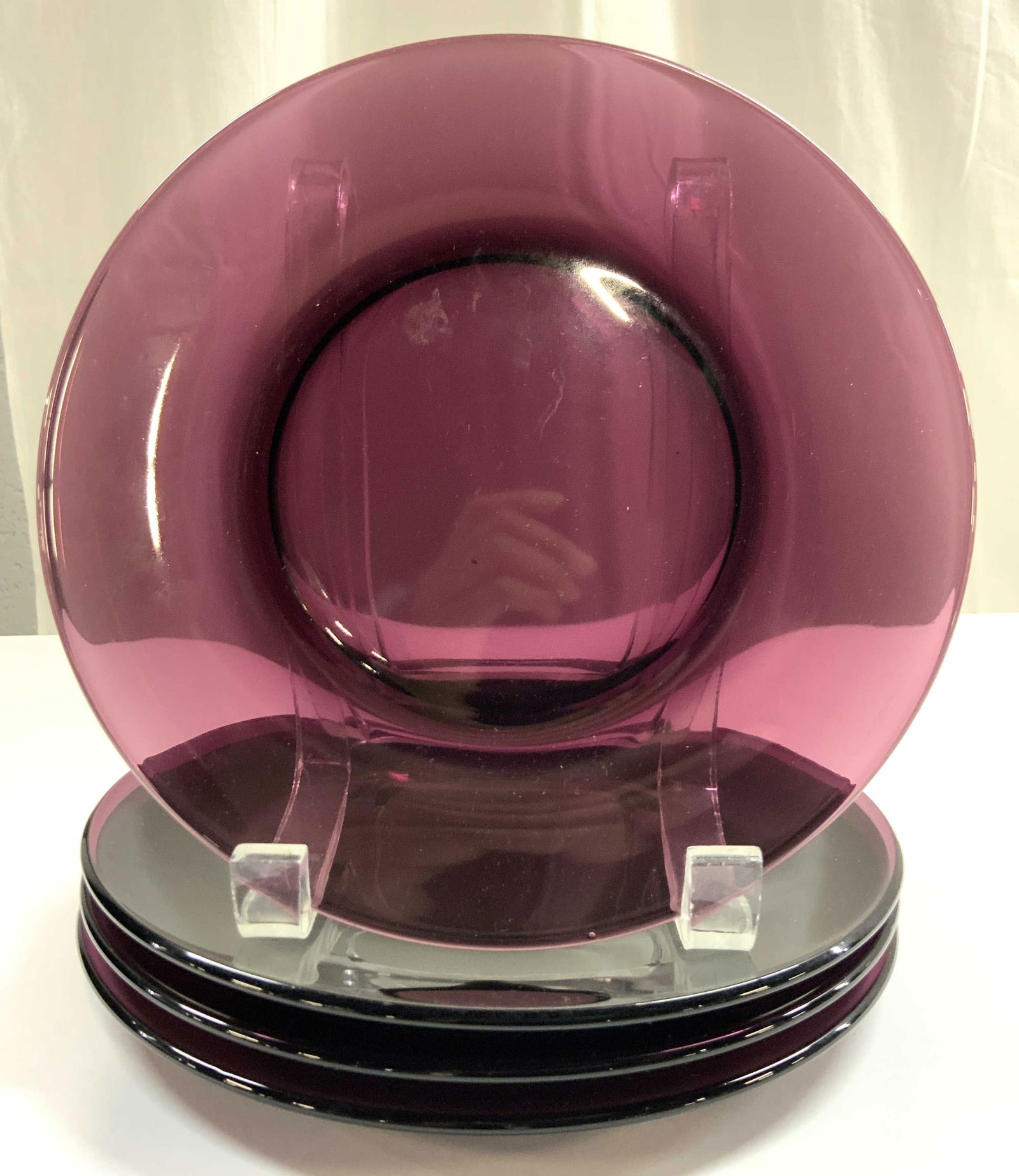 Vintage Set 4 Art Glass Plates Purple (1 of 6)