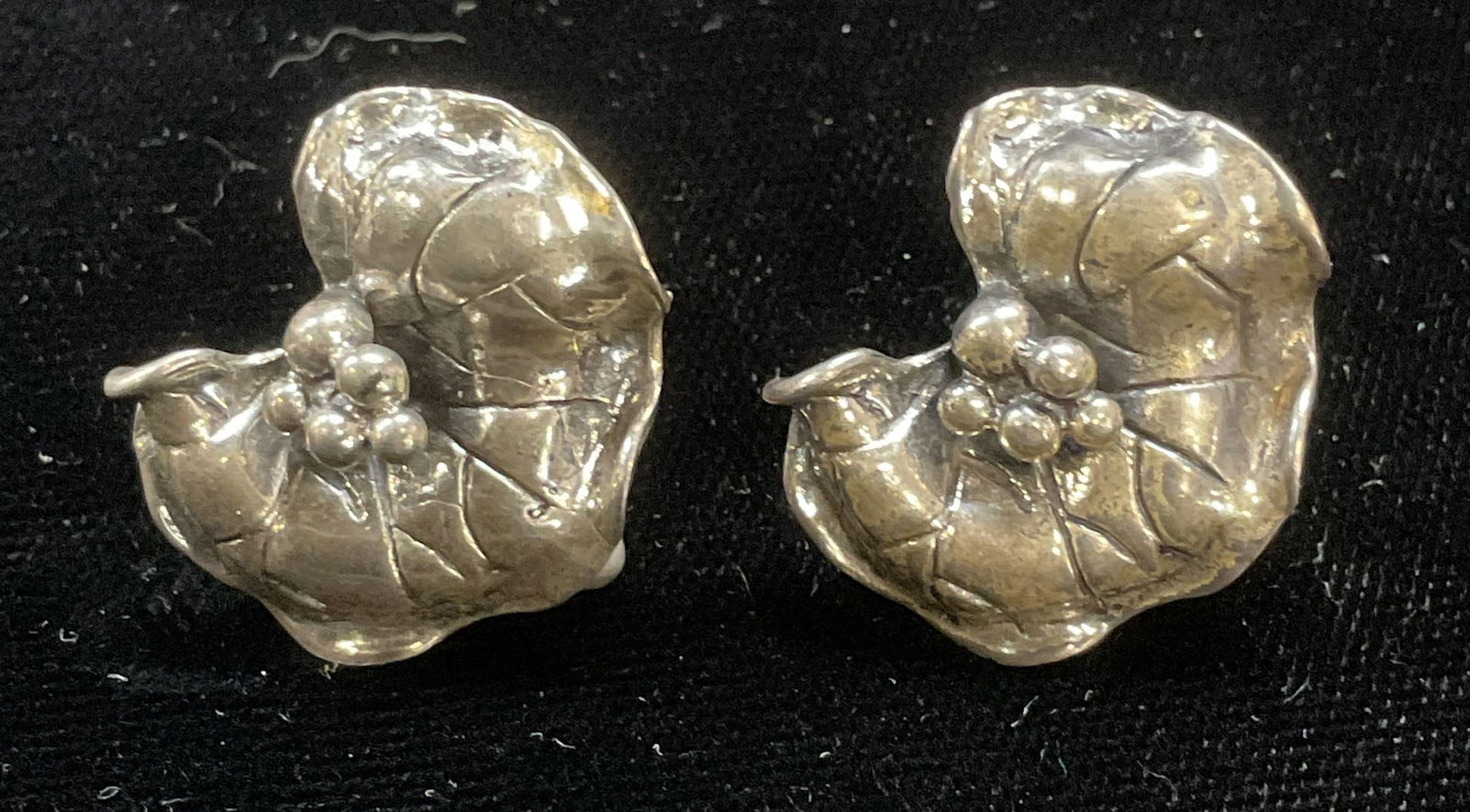 Jewel Art Sterling Silver Grape Leaf Earrings (1 of 6)