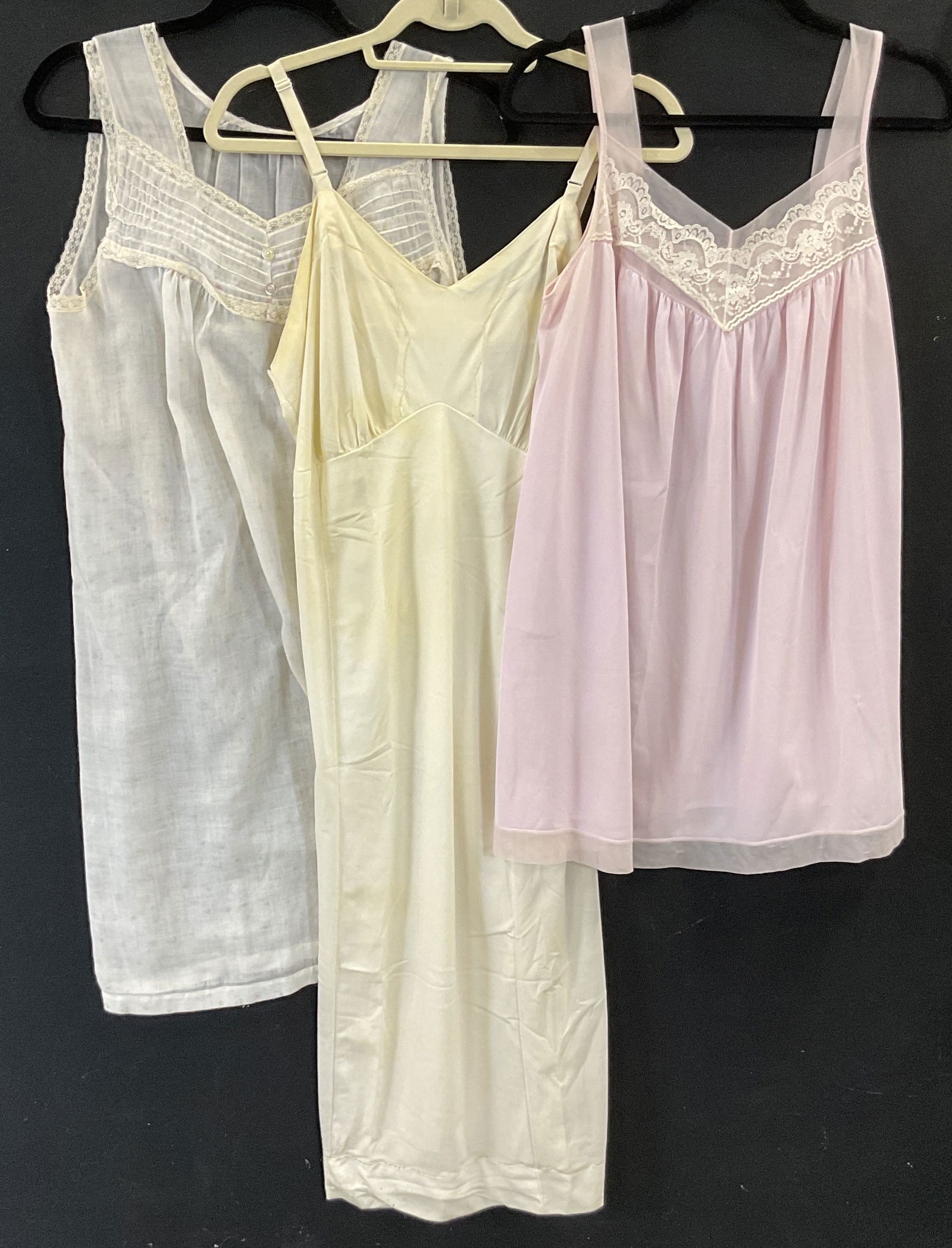 Lot 3 Vtg White Cream Pink Slip Night Gowns (1 of 8)
