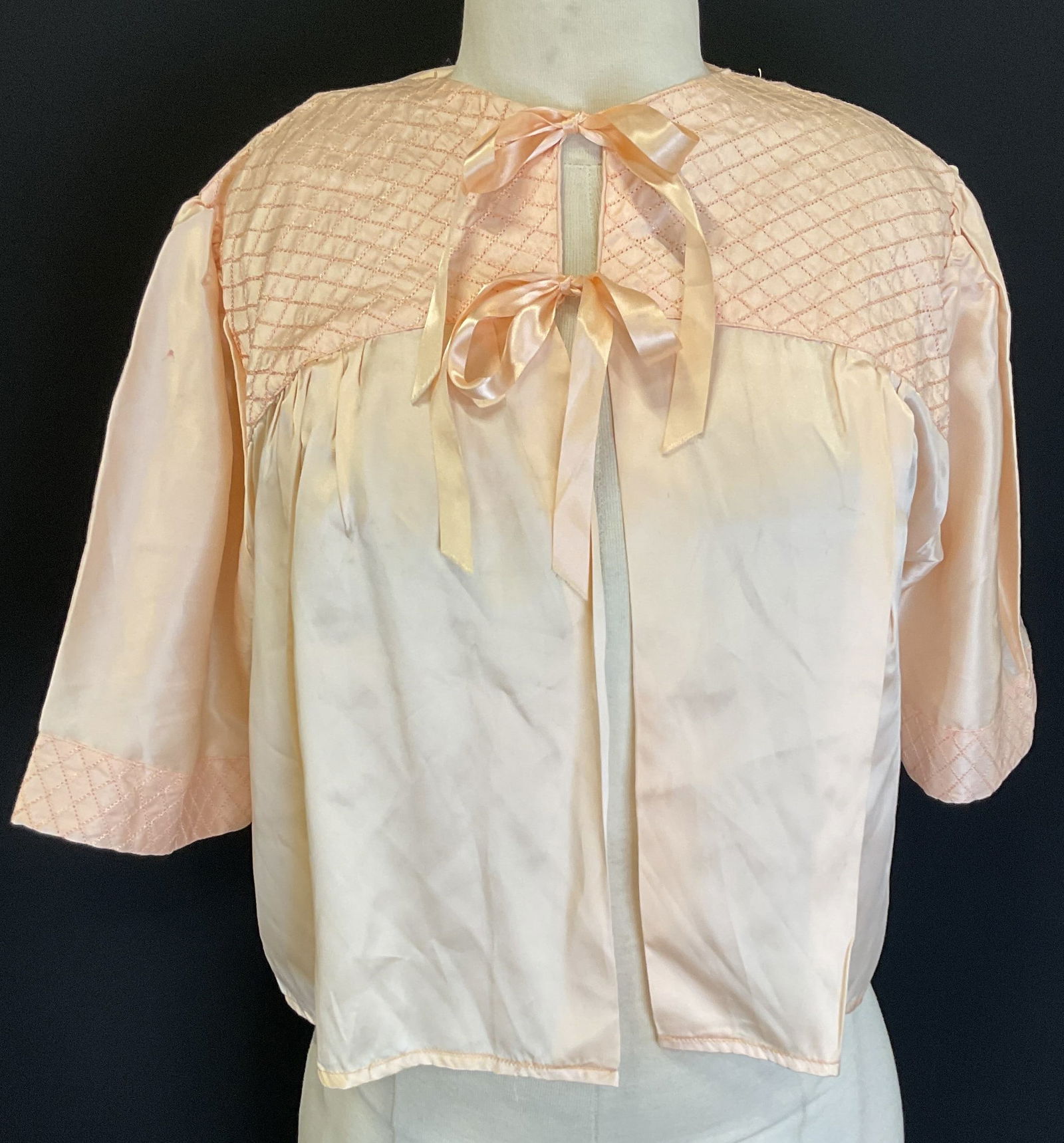 Vtg Peach Ribbon Tie Rayon Bed Jacket (1 of 7)