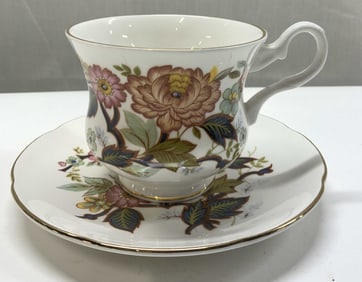 Royal Grafton Bone China Teacup & Saucer ENGLAND