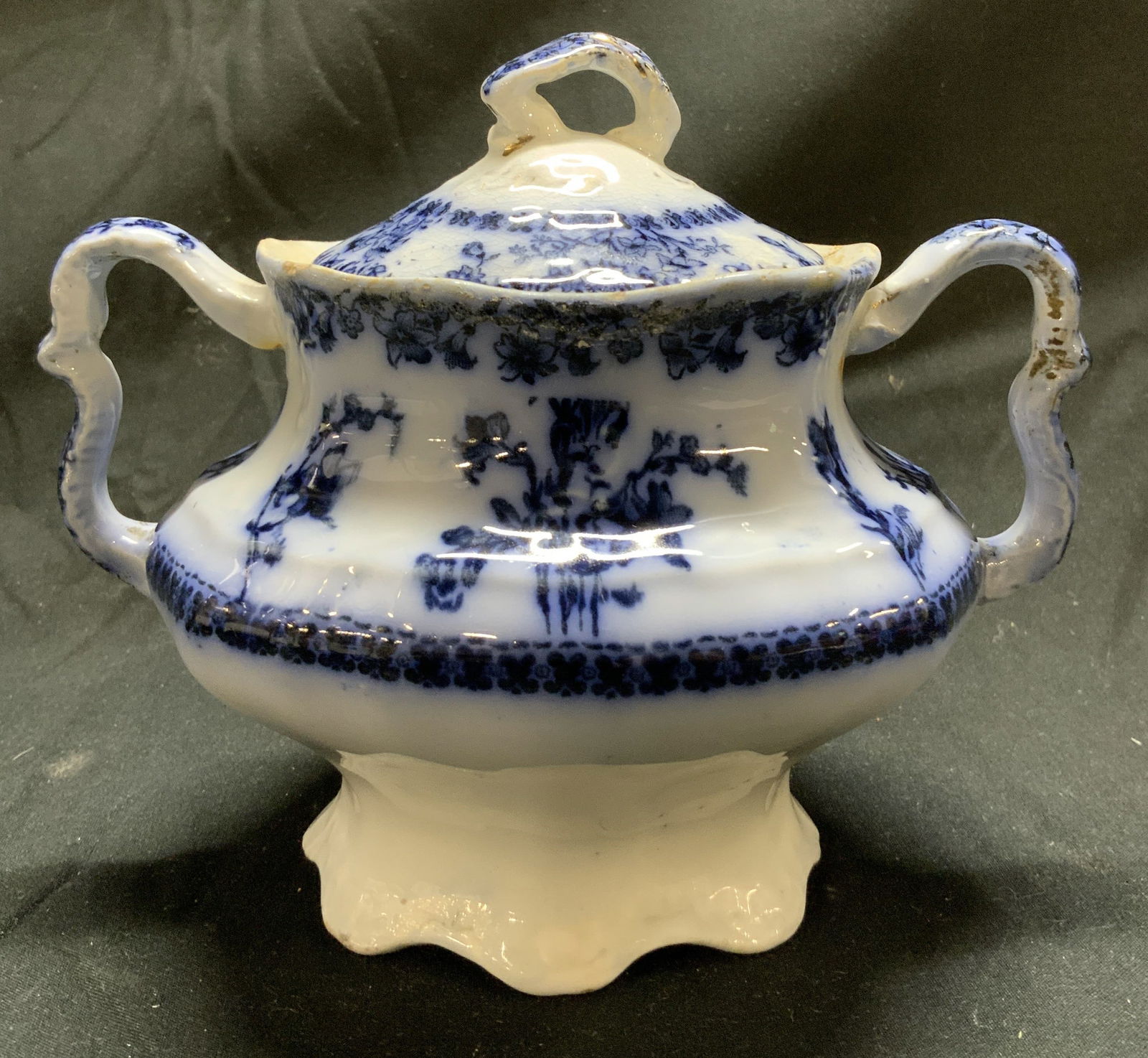 Antique NEW WHARF Pottery Sugar Jar ENGLAND (1 of 7)