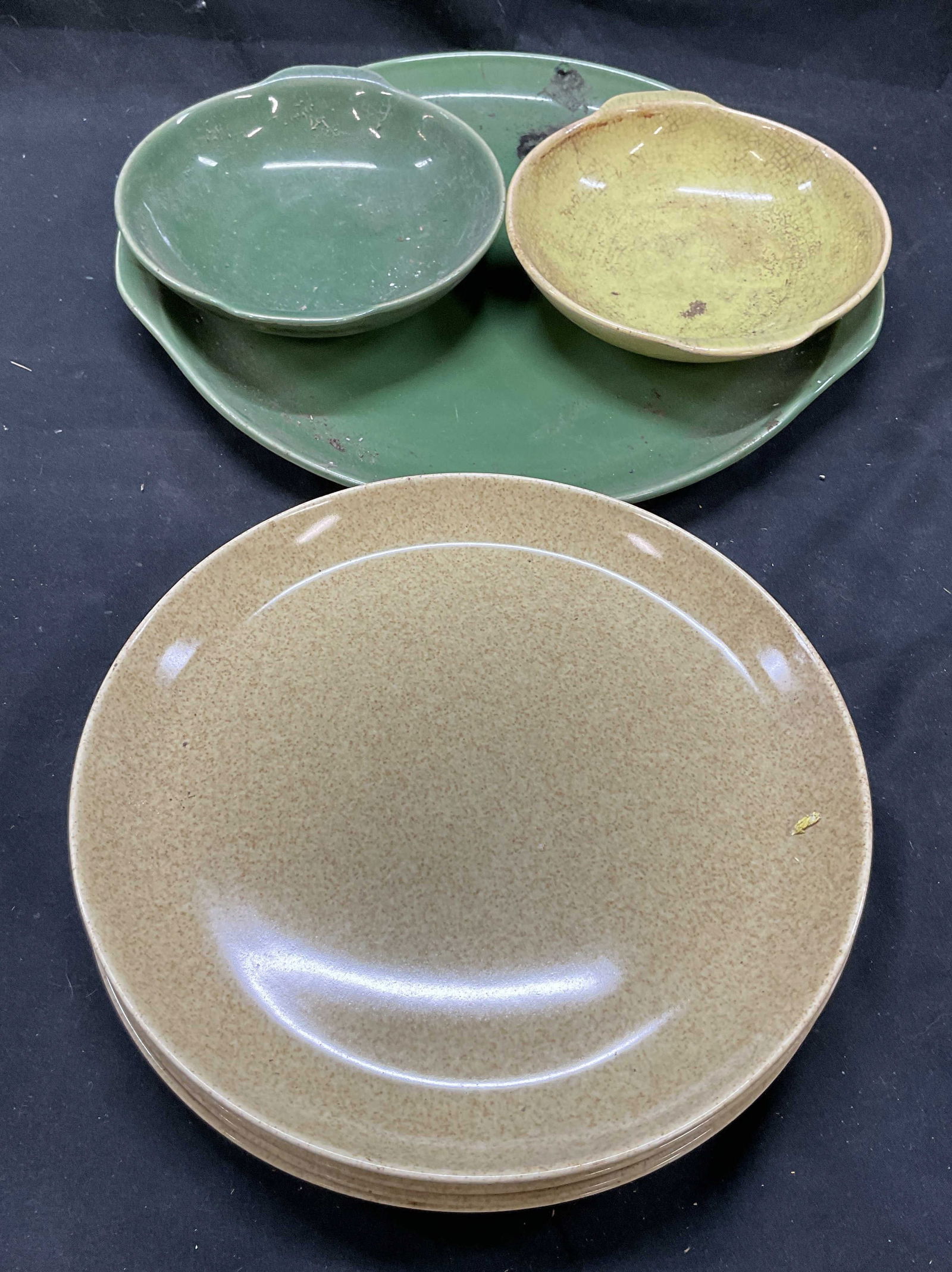 Lot 7 Universal Ballerina Union Ceramic Dishware (1 of 9)