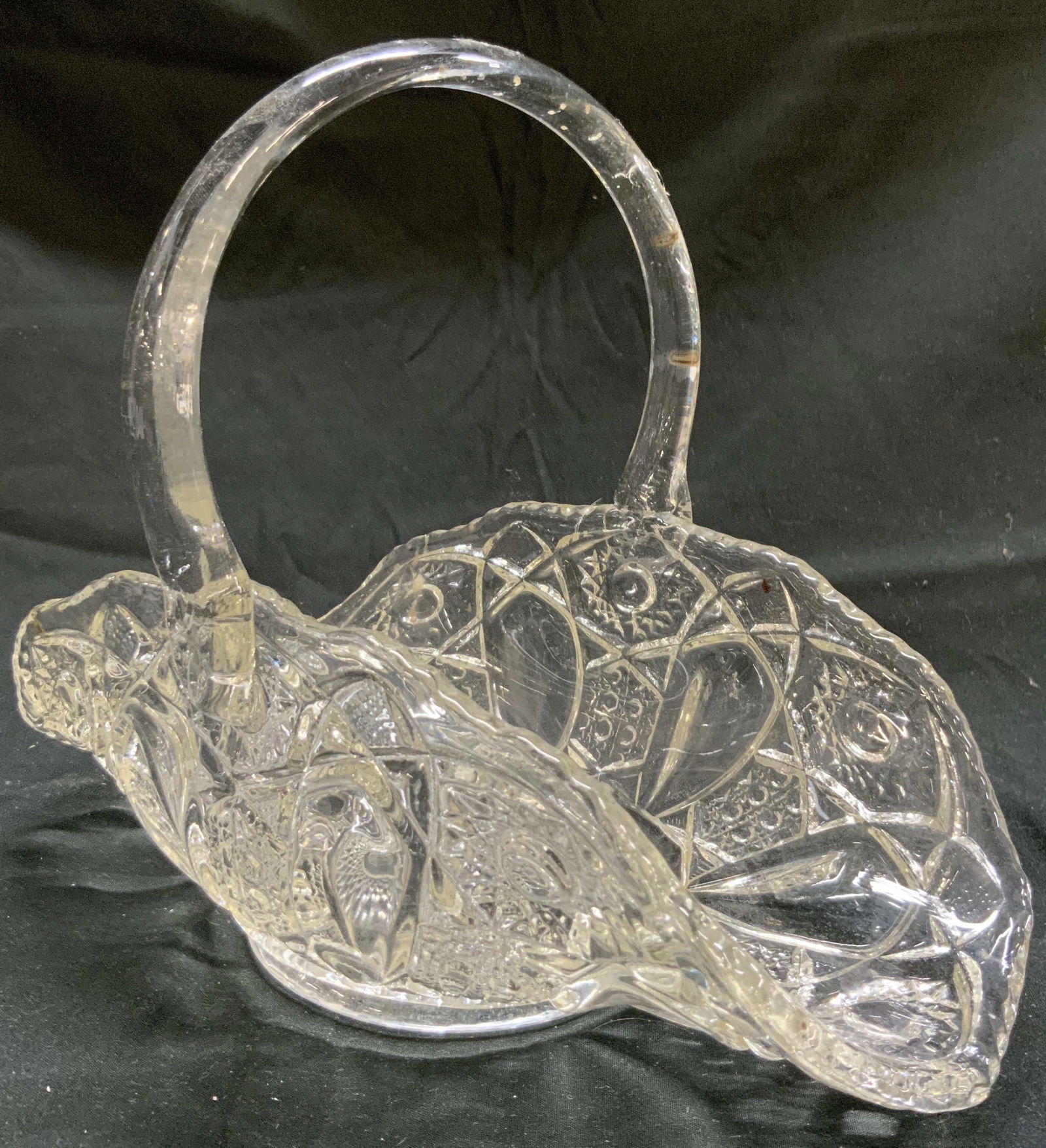 Depression Art Glass Basket W Arched Handle (1 of 7)