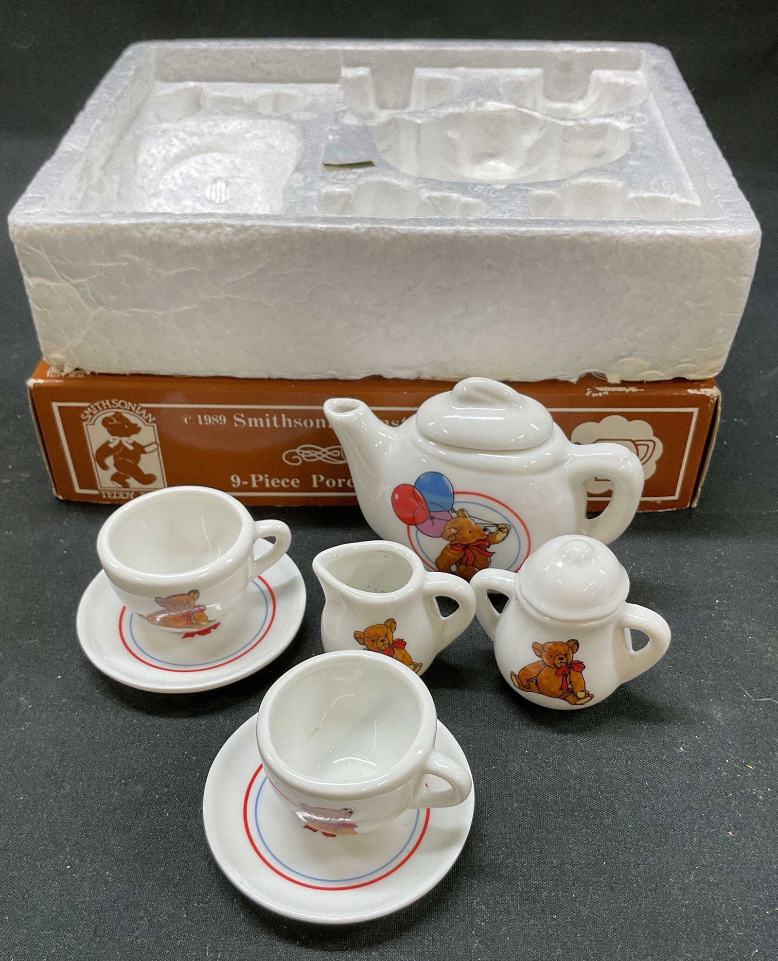 8 Vtg Smithsonian Porcelain Bear Mini Tea set W Bx (1 of 8)