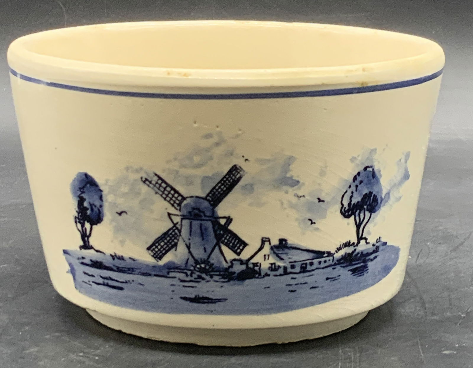 DELFT BLUE HOLLAND Hand Painted Ceramic Vessel (1 of 7)