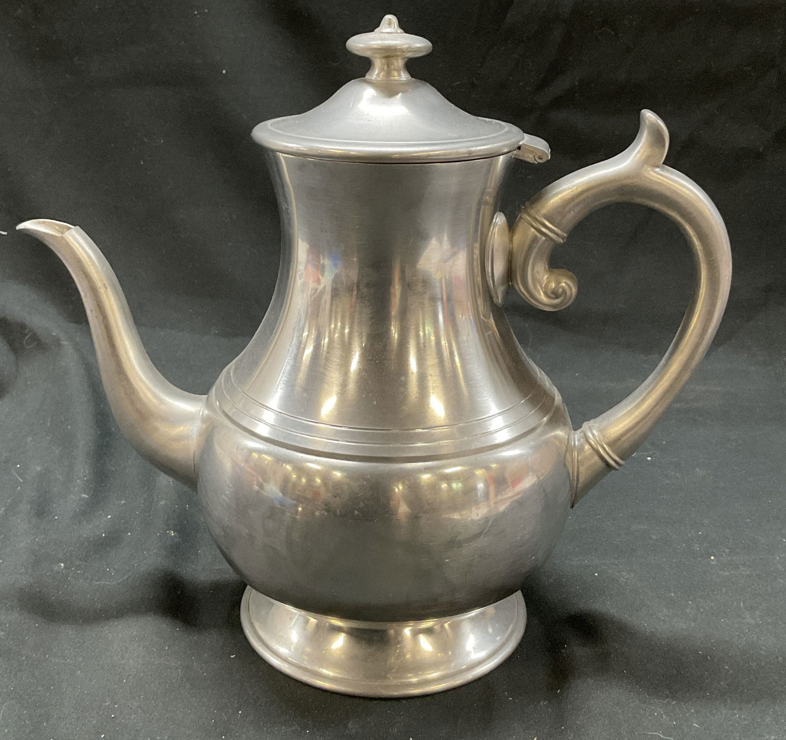 Vtg Woodbury Pewterers ATC Metal Coffee Pitcher (1 of 8)