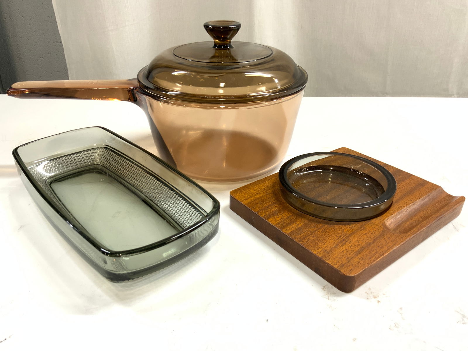 Lot 3Tableware PYREX Gls Pot W Lid & More (1 of 8)