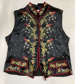Vtg Shanghai Museum Silk Black Floral Vest