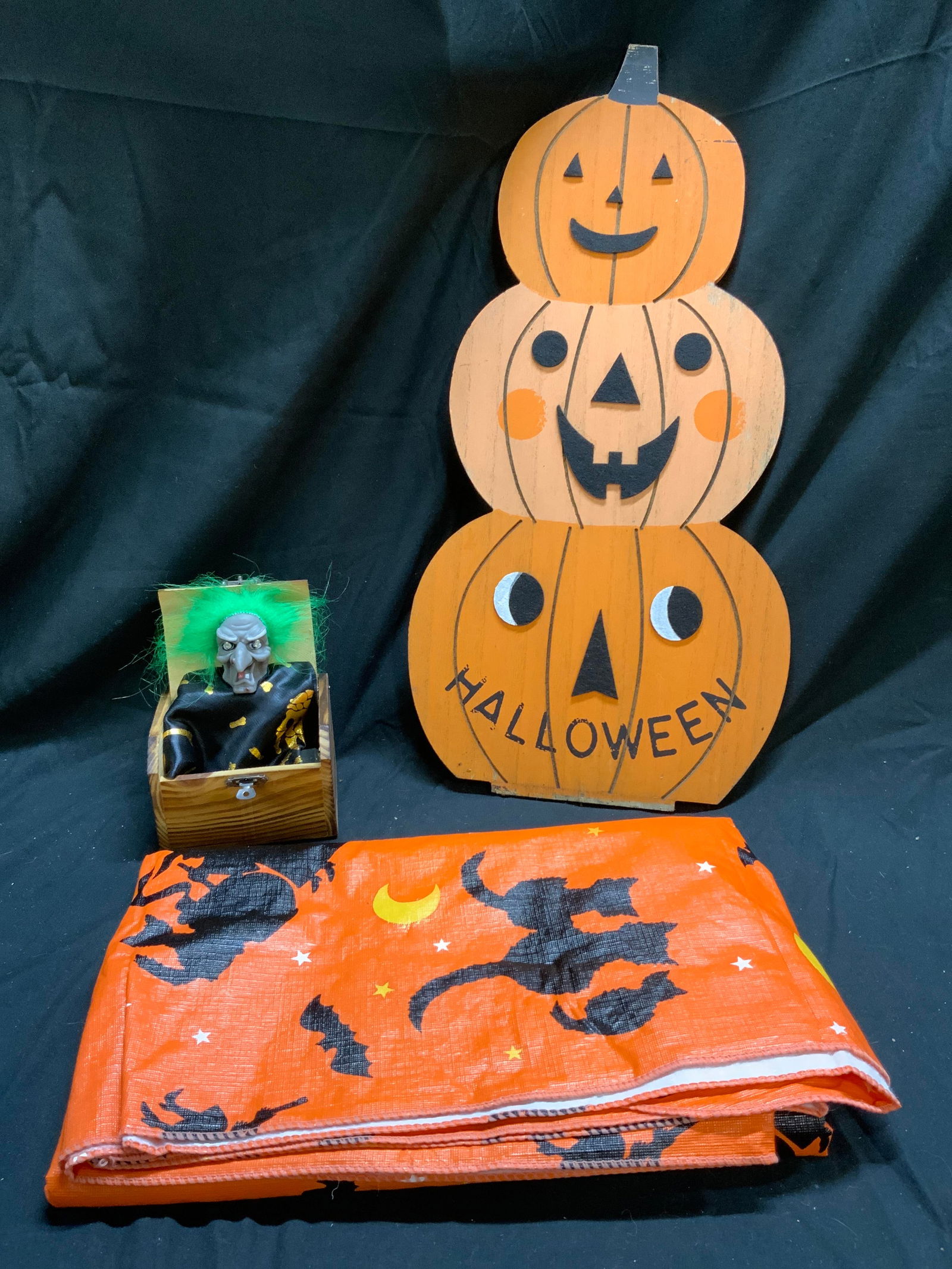 Lot 3+ Assorted Wooden Halloween Decorations (1 of 7)