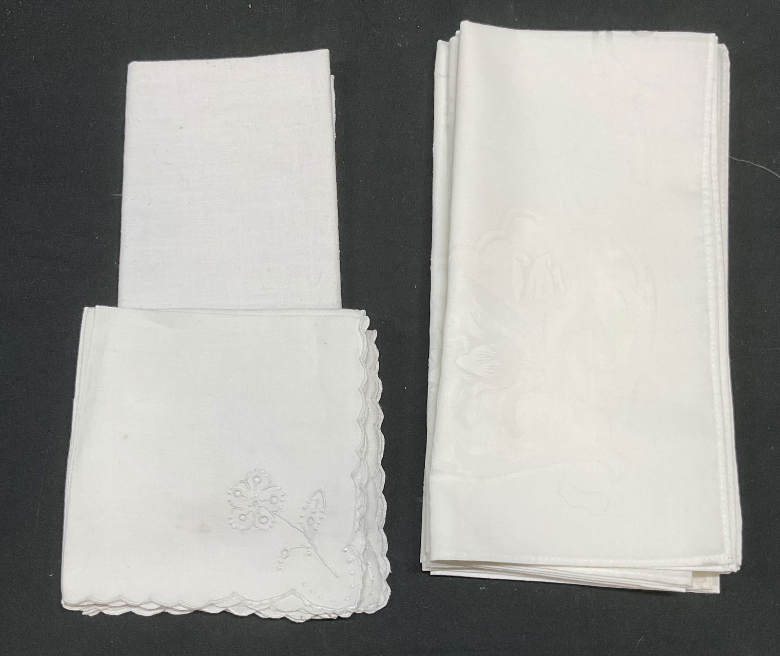 Group Lot 10 White Floral Cotton Napkins (1 of 6)