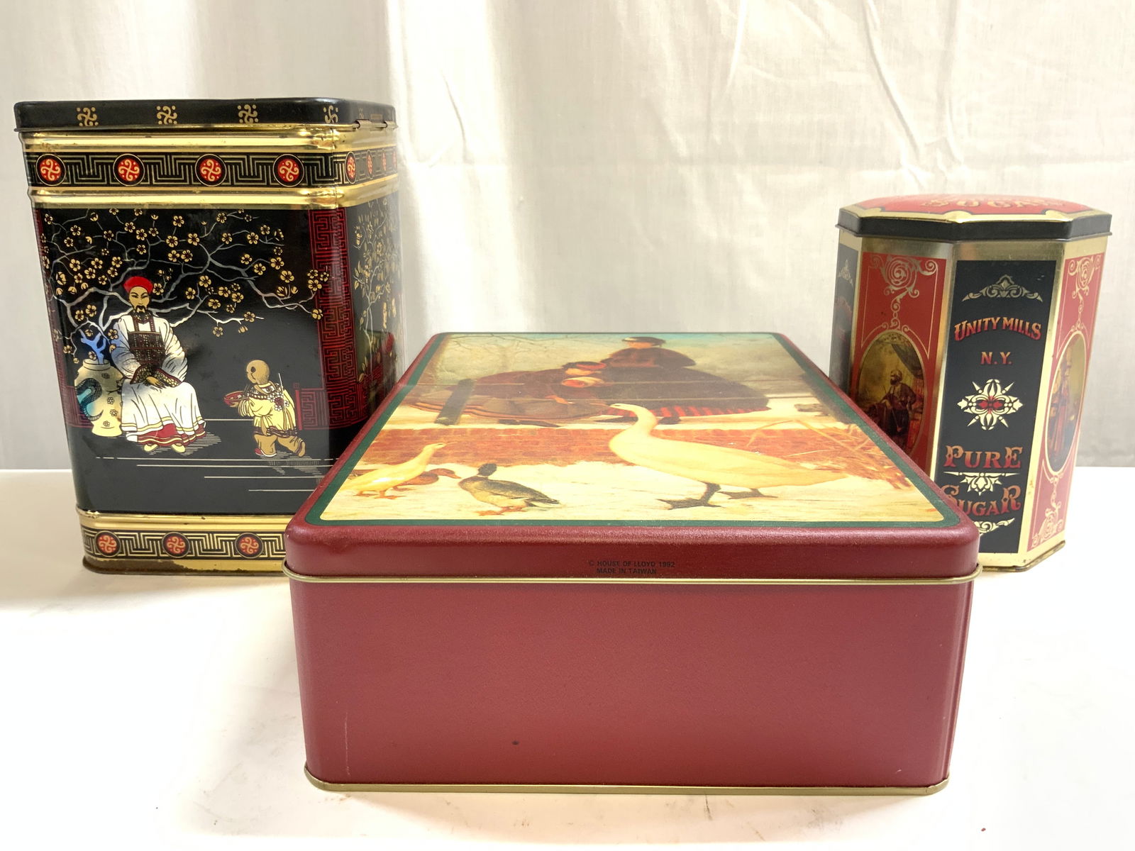 Lot 3 Assorted Vintage Tin Boxes W Lids (1 of 8)