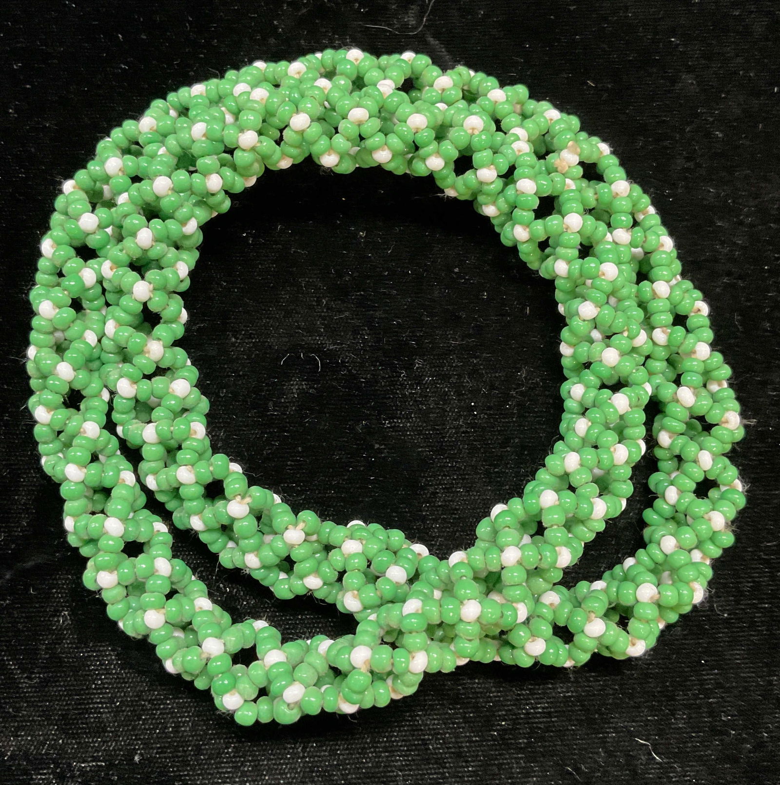 Vintage Green & White Mesh Beaded Necklace: Vintage green and white mesh beaded necklace. Drop length approx 12 inches. Some wear including scratching observed. Jewelry, estate jewelry, costume jewelry, cocktail jewelry, fashion jewelry, access