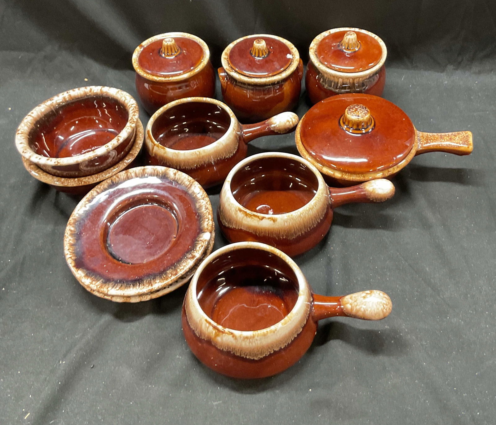 Lot 11 Vtg Hull McCoy Ceramic Brown Drip Crock USA (1 of 9)