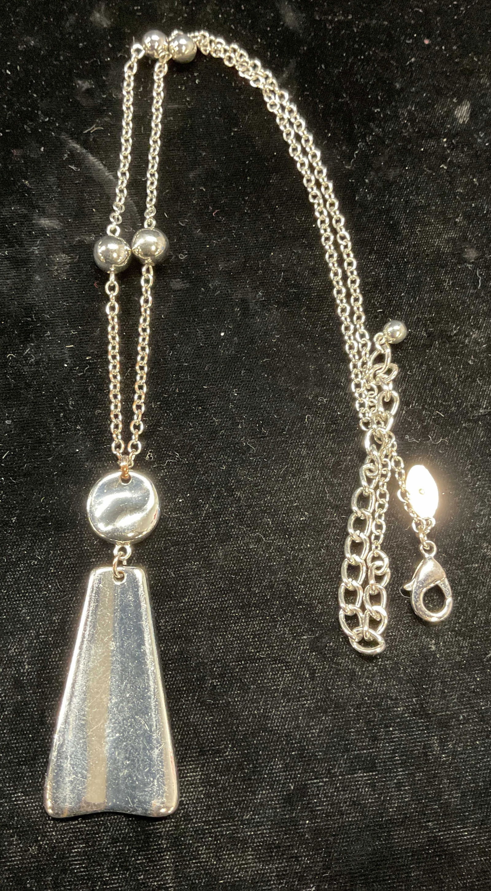 Chicos Modernist Style Pendant Necklace (1 of 6)