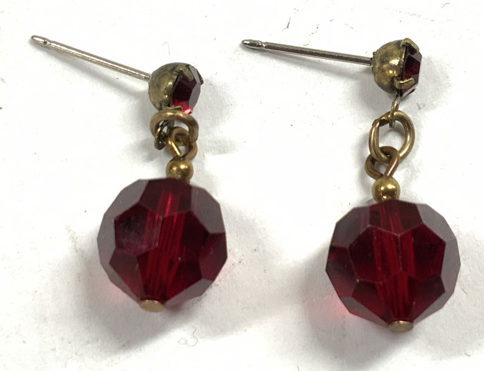 Womens Pr Cherry Red Faceted Beaded Earrings (1 of 6)