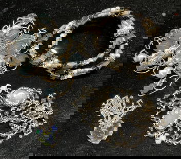 Group Lot 4 Crystal & Faux Pearl Necklaces: Group lot of 4 silver tone crystal and faux beaded necklaces. Sizes vary. Heart pendant necklace drop length approx 7.5 inches. Some wear including scratching observed. All pieces need untangling or r