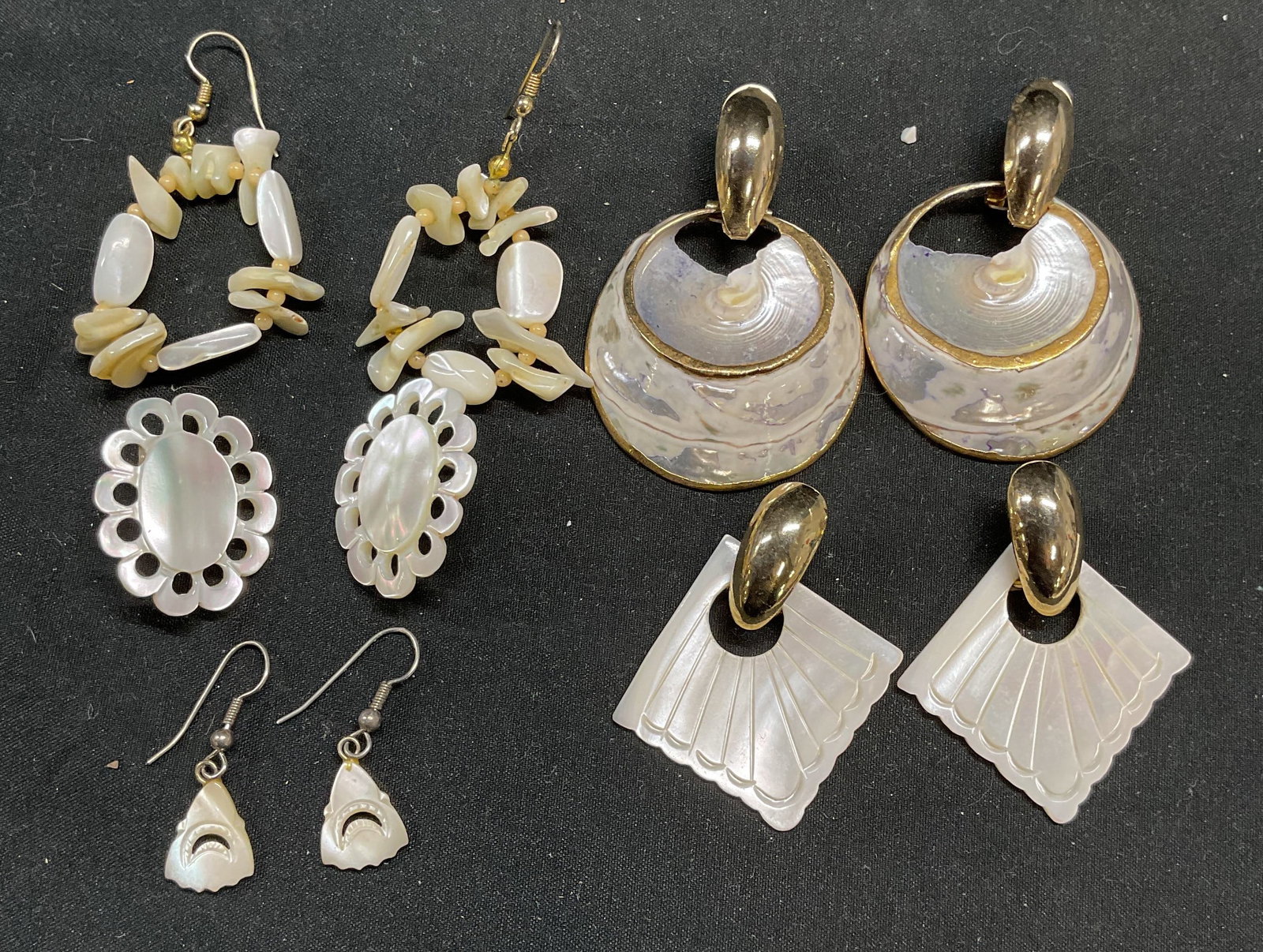 Lot 5 Vtg Shell & Mother of Pearl Earrings: Lot of 5 Vintage pairs of shell and mother of pearl earrings. Largest measure approx 2 inches long. Some wear including scratching. Jewelry, estate jewelry, costume jewelry, cocktail jewelry, fashion 