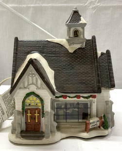Porcelain Lighted Christmas Wood Lake Chapel: Porcelain Lighted Christmas Wood Lake Chapel Chapel has intricate & textured details. Has a porcelain wooden sign that reads WOOD LAKE CHAPEL. Not tested for functionality. No visible signature or mar