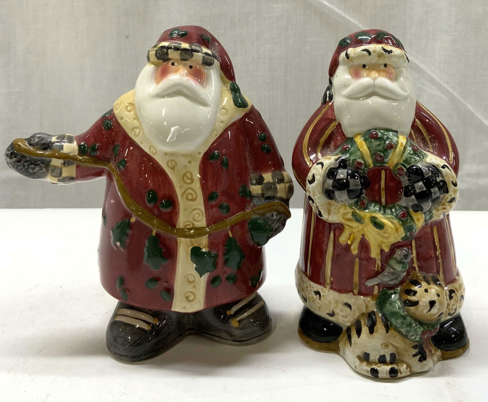 Sakura Santas Spirit Holiday S&P Ceramic Shakers (1 of 8)