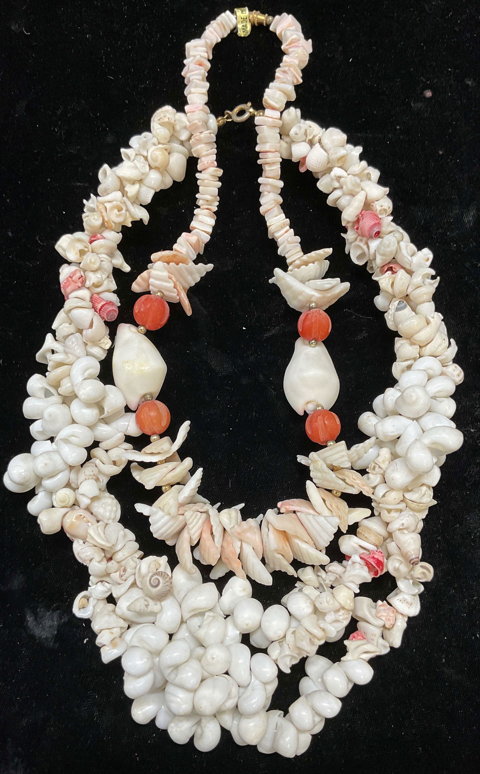 Lot 2 Vintage Shell Beaded Necklaces (1 of 8)