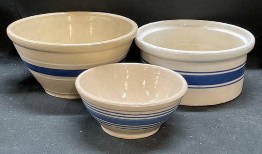 Lot 3 Antique Mocha Ware Blue Pottery Bowls: Lot of 3 antique Mocha Ware banded blue pottery bowls. Hand painted. Largest measures approx 7 x 3.75 inches. All pieces have wear including crazing and scratching. Mocha ware pottery, mocha ware bowl