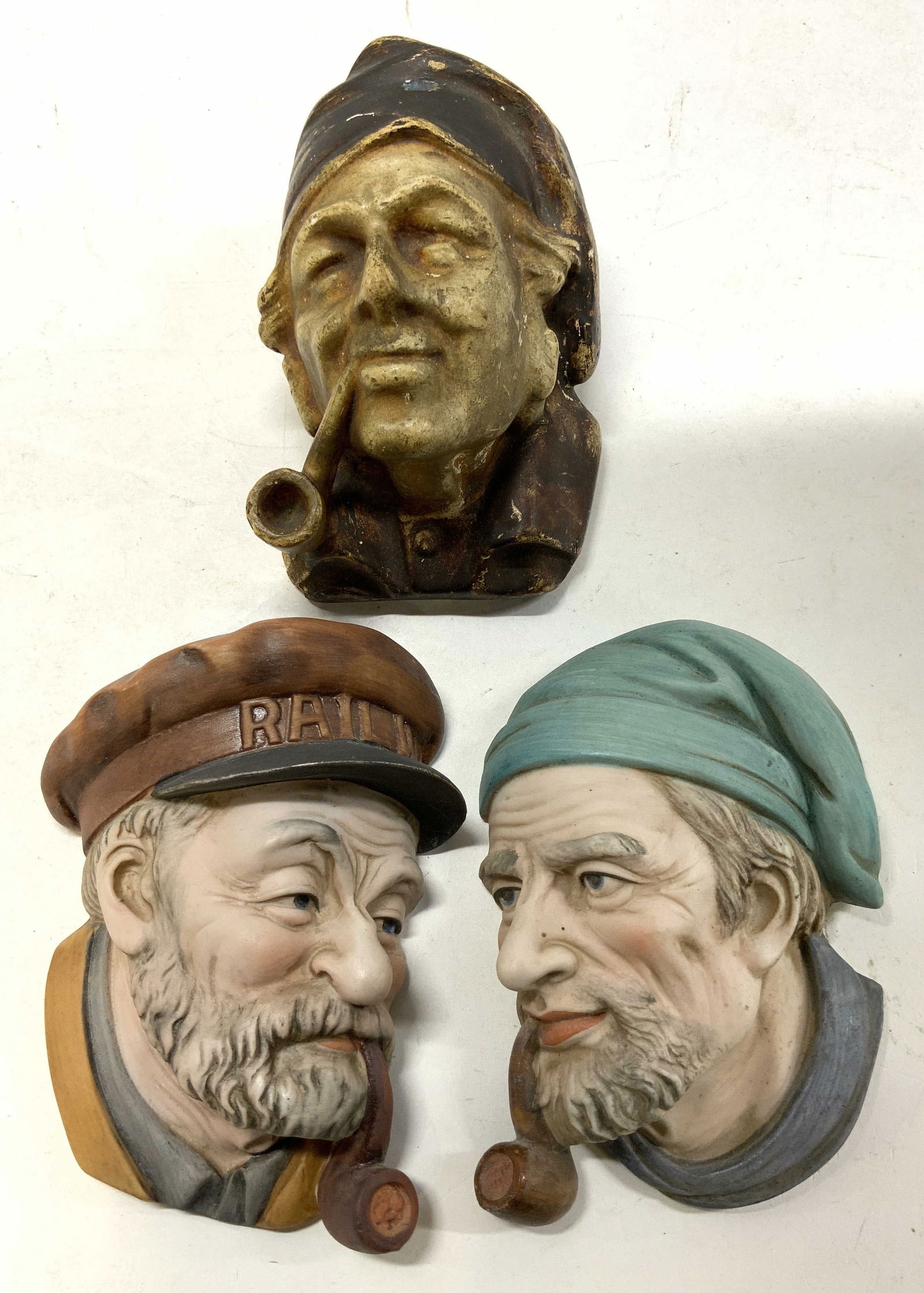 Lot 3 Vntg Porcelain & Chalkware Wall Head Sailors (1 of 8)