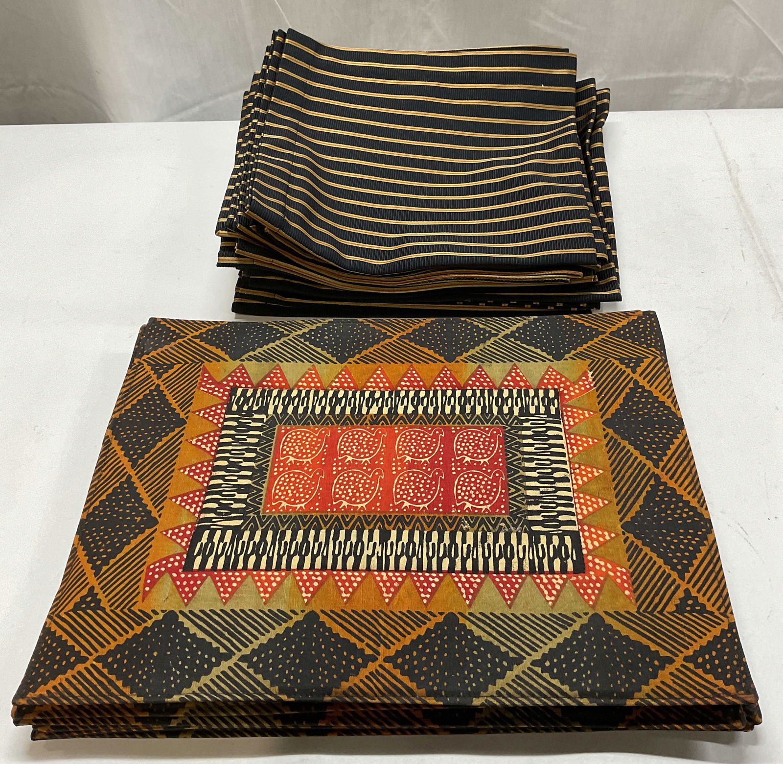 Lot 18 Sybaritic Striped Napkins, Placemats (1 of 8)