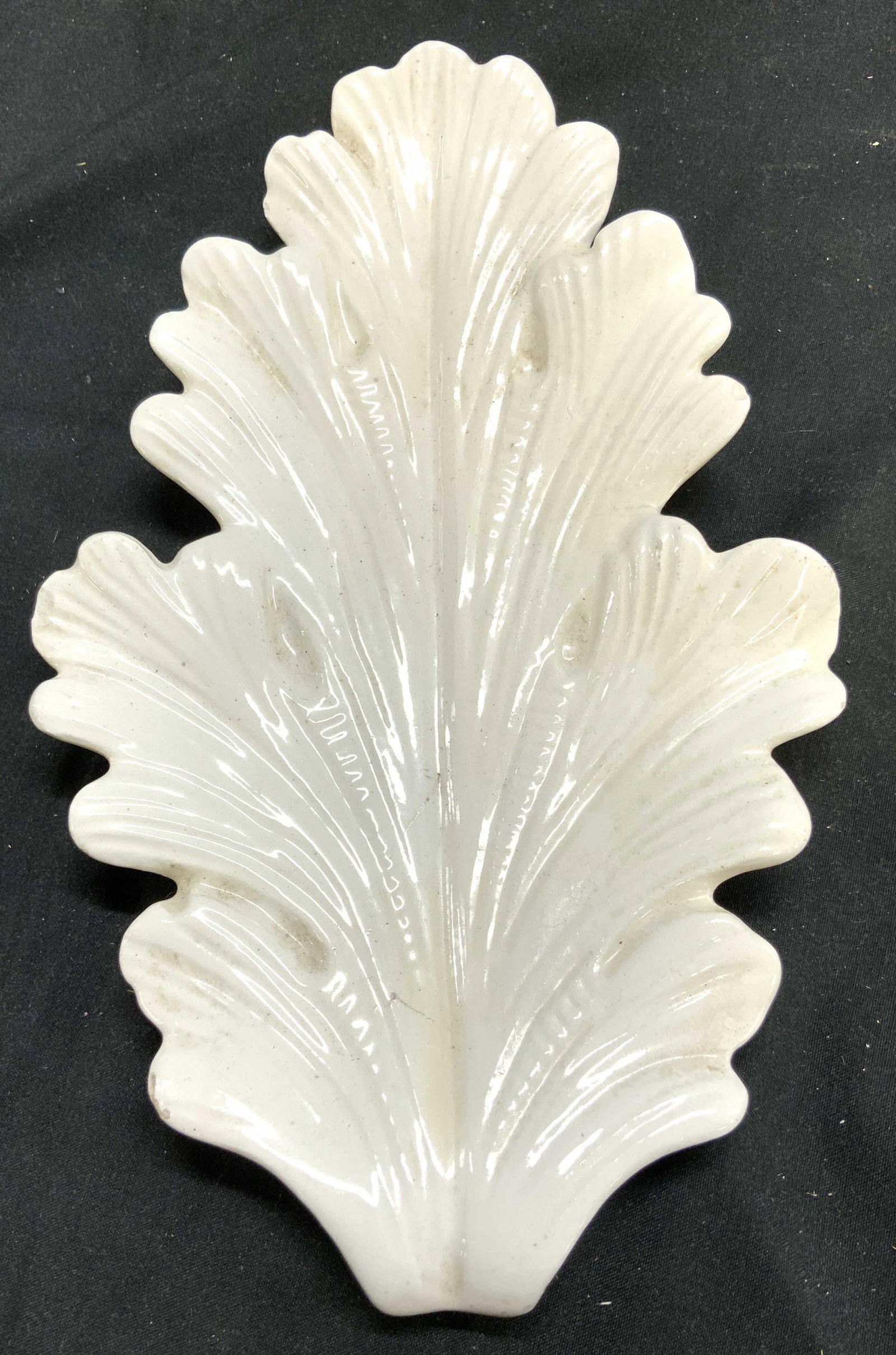 NF Signed Vintage Ceramic Leaf Form Dish (1 of 6)